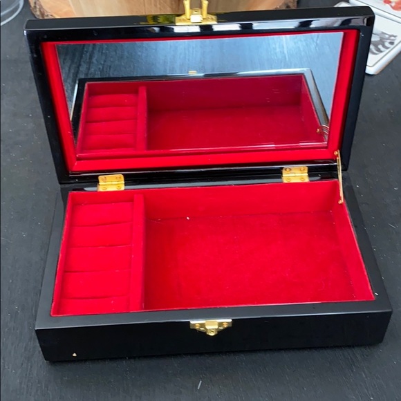 Hand Painted Jewelry Box - Picture 2 of 3